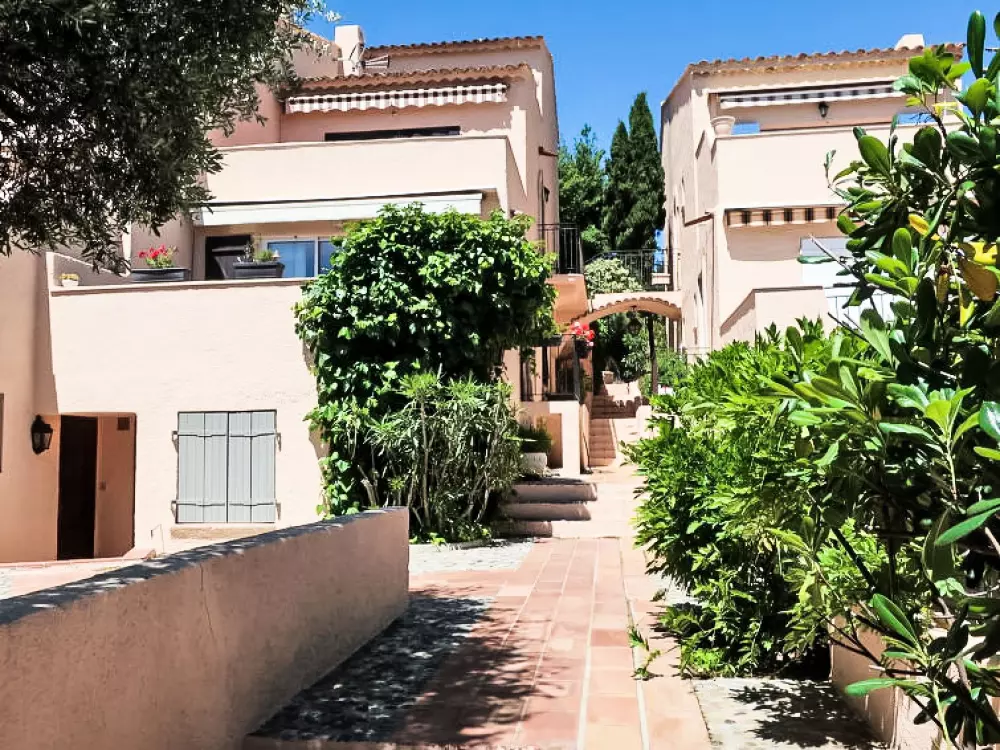 Résidence Village de Silhouette