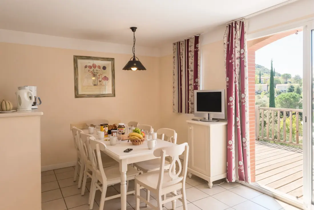Village Pierre & Vacances Le Rouret 3 étoiles★★★