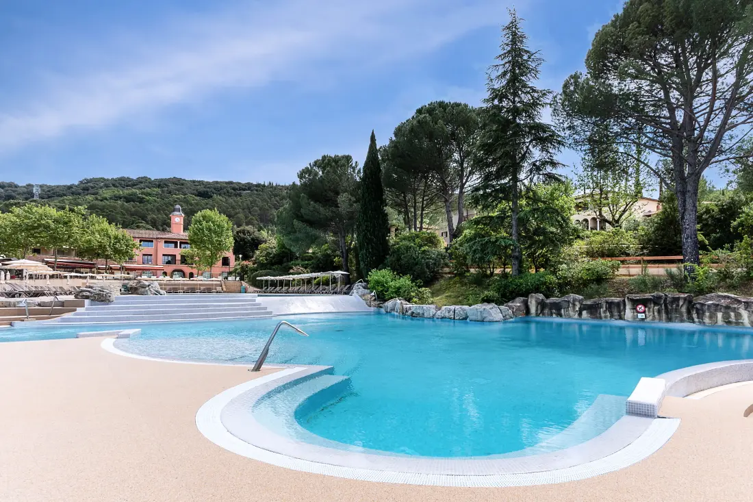 Village Pierre & Vacances Le Rouret 3 étoiles★★★