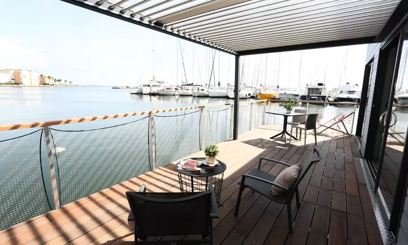 Lodge Boats Les Ilots de Gruissan - Gruissan Location France ...