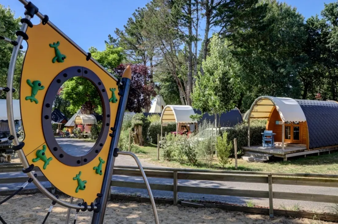 Camping L'Étang du Pays Blanc 4 étoiles★★★★