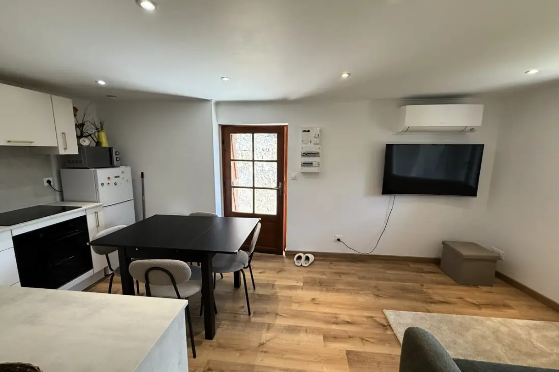 Bel Appartement Au Coeur De La Nature Avec Jardin