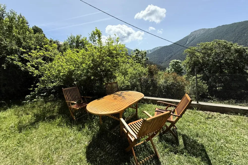 Bel Appartement Au Coeur De La Nature Avec Jardin