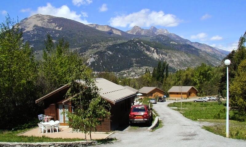 Camping Chalets Résidentiels SAINT JAMES LES PINS *** - Guillestre - 1