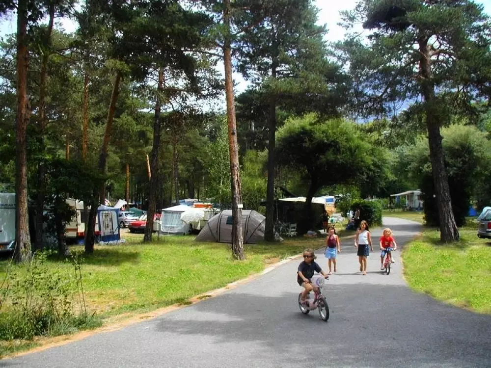 Camping Chalets Résidentiels SAINT JAMES LES PINS 3 étoiles★★★
