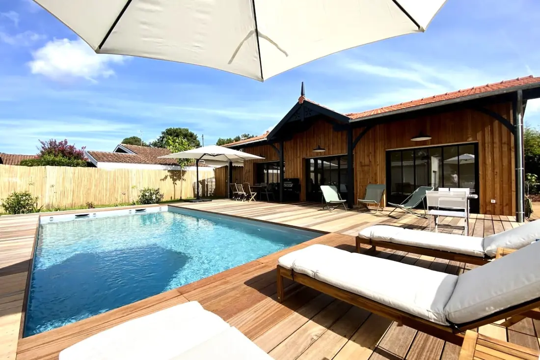 Résidence Villa Neuve Climatisée Avec Piscine Chauffée