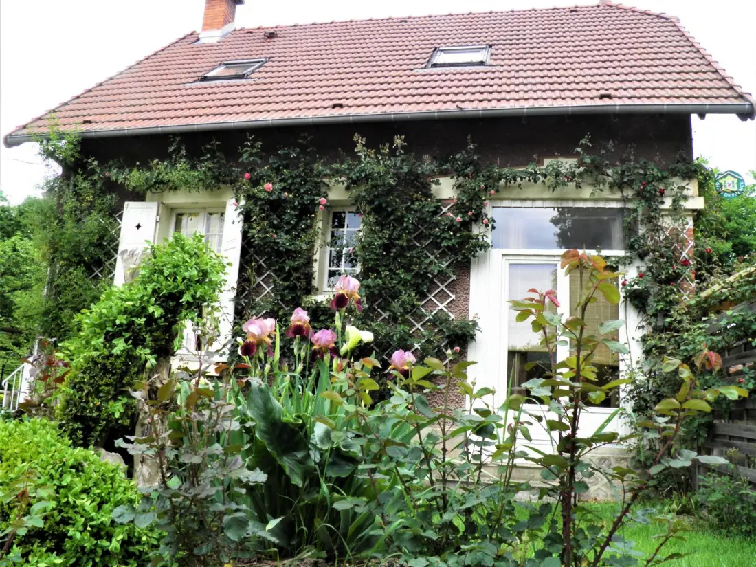 Maison de Vacances Hérisson 3