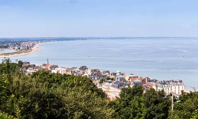 Camping La Vallée 5*