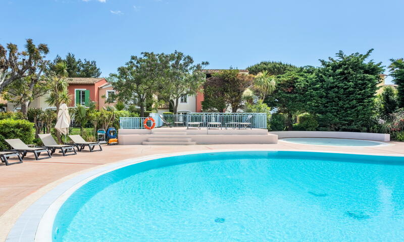 Résidence Pierre & Vacances Le Hameau de la Pinède 3*