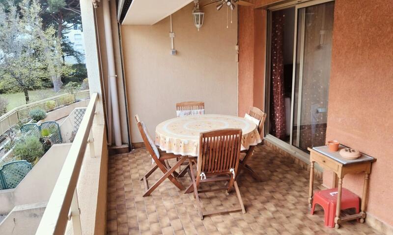 Appartement Au Port De Hyères - - Hyères - 10