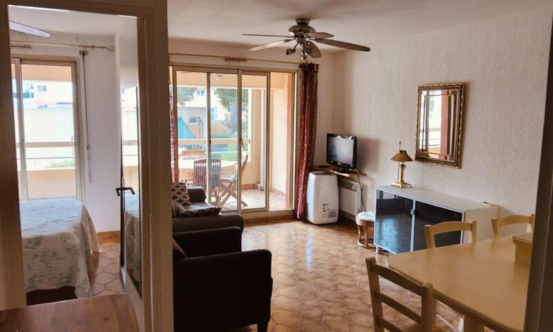 Appartement Au Port De Hyères - - Hyères - 4