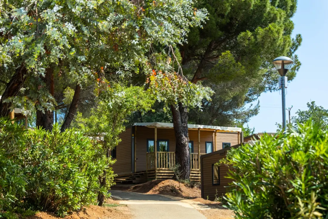 Camping maeva Escapades Le Hameau des Pins 3 étoiles★★★