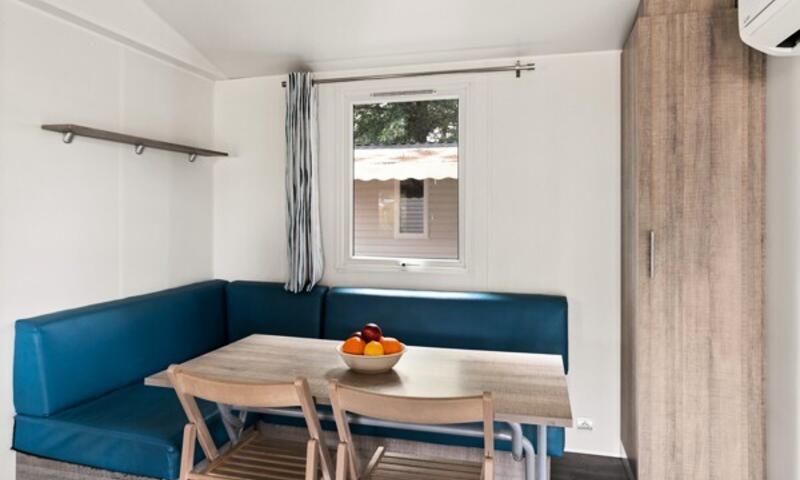 Camping Le Hameau des Pins, La Moutonne - - La Crau - 13