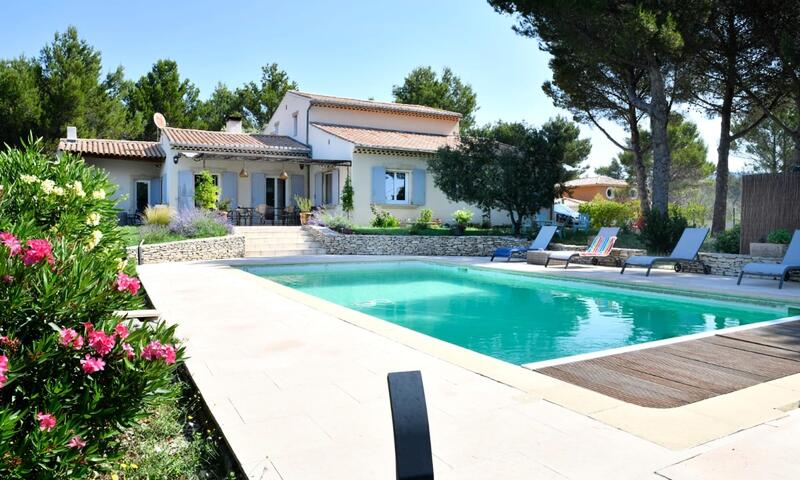 Belle Villa Provençale Au Calme Avec Piscine - - Isle-sur-la-Sorgue - 1