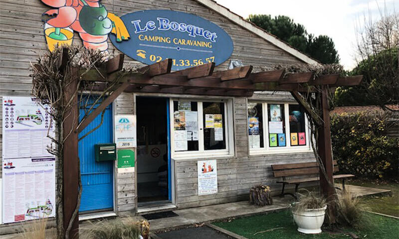 Camping le Bosquet** - - Jard sur Mer - 15