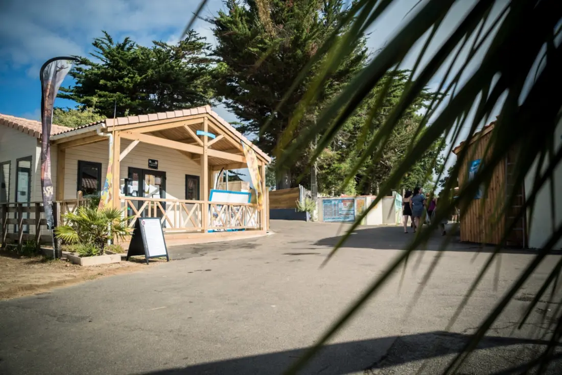 Camping Paradis La Pomme de Pin4 étoiles★★★★
