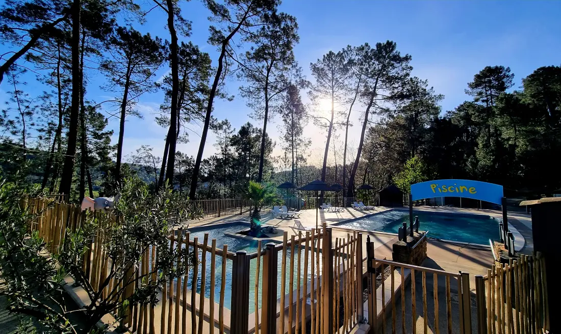 Camping Paradis Bois Simonet4 étoiles★★★★