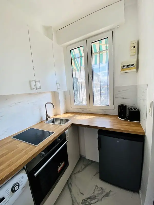 Résidence Élégant Appartement Climatisé • À 5 Min à Pied Des Plages De Juan-les-pins