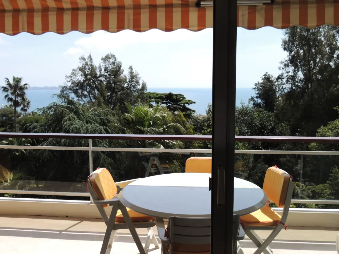 Résidence Studio Vue mer standing proche Cannes