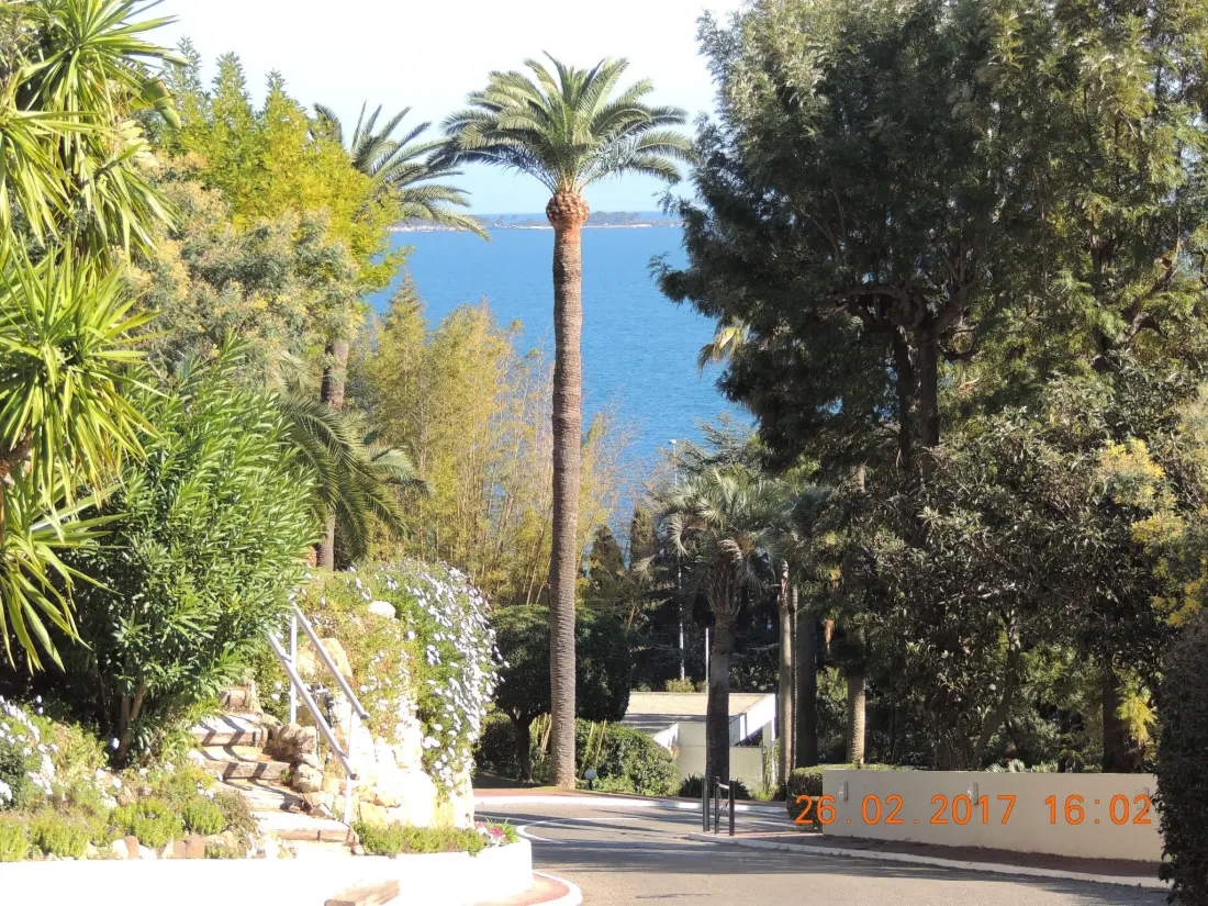 Résidence Studio Vue mer standing proche Cannes
