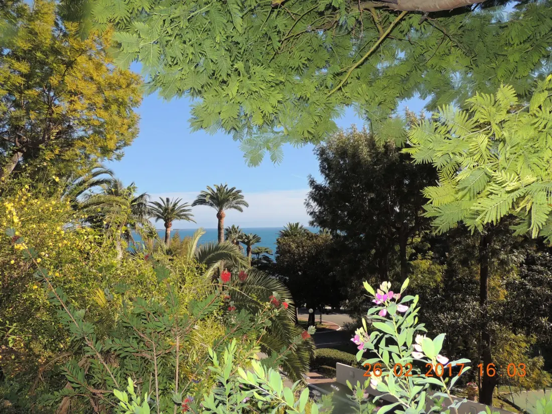 Résidence Studio Vue mer standing proche Cannes