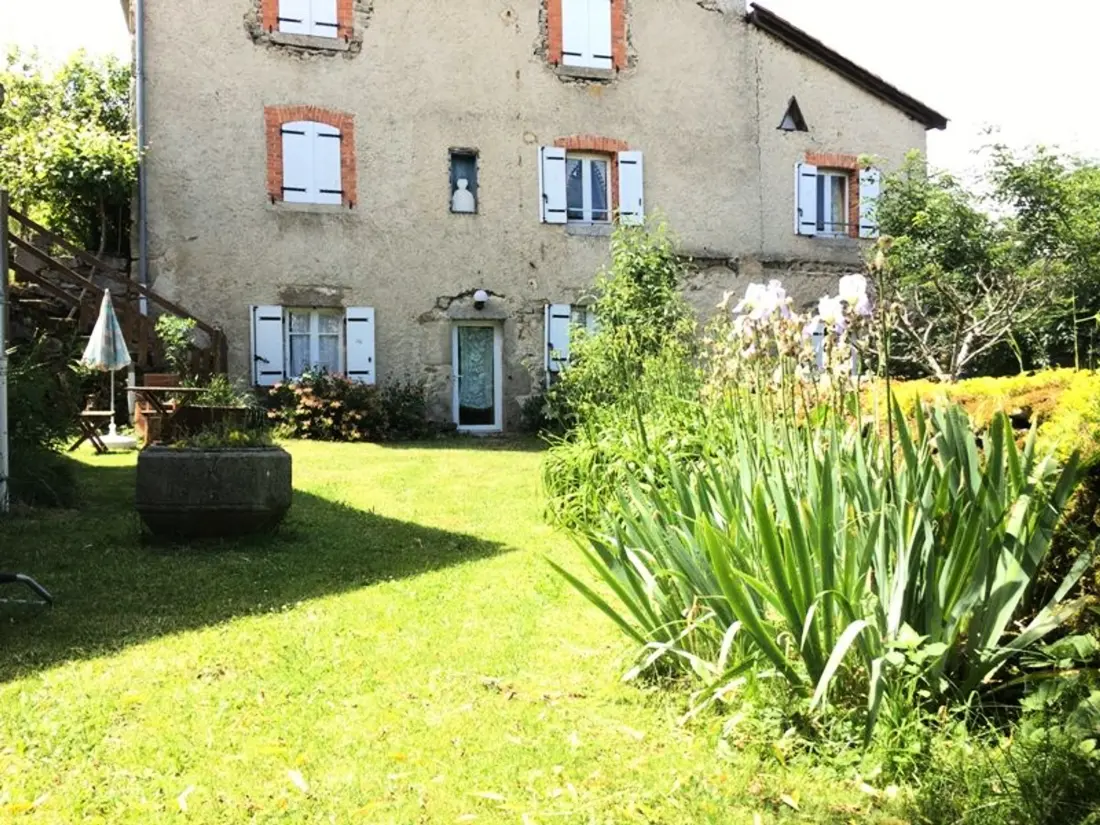 Maison de Vacances Jullianges 3