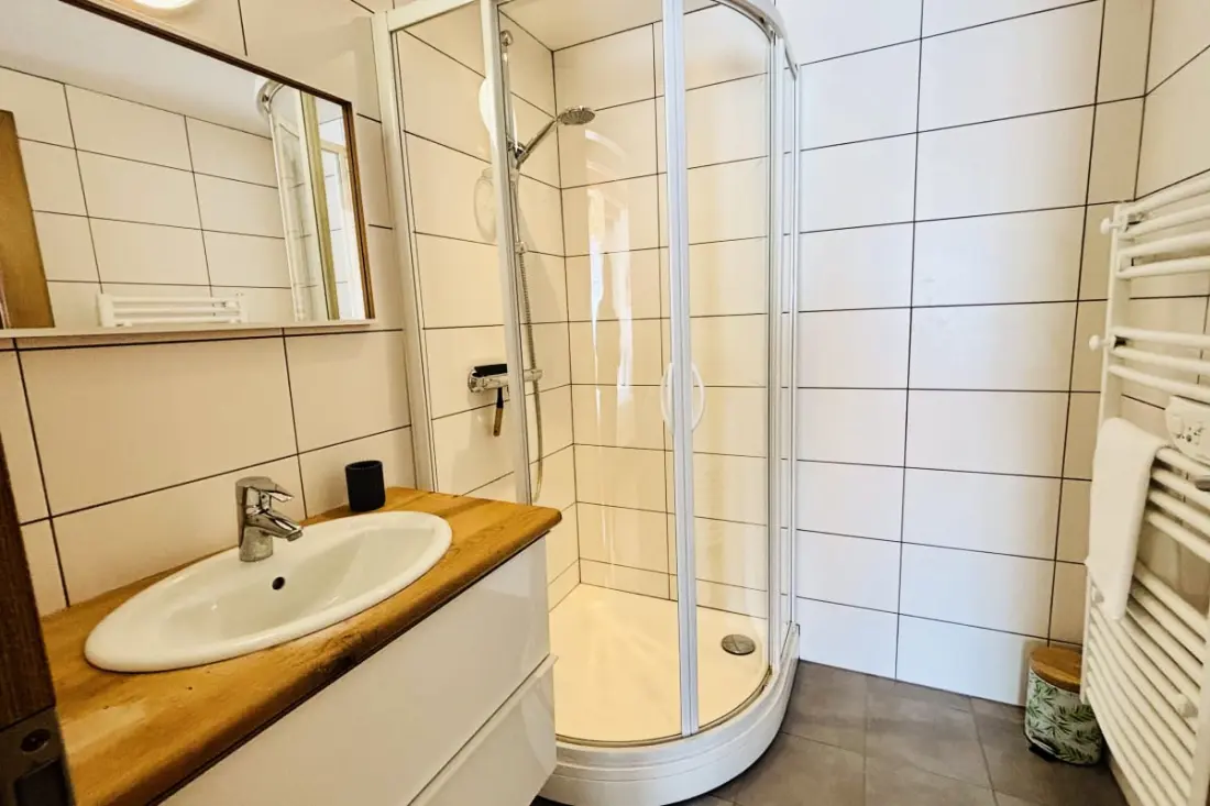 Maison 250m² - 11 Personnes - Avec Belle Terrasse!