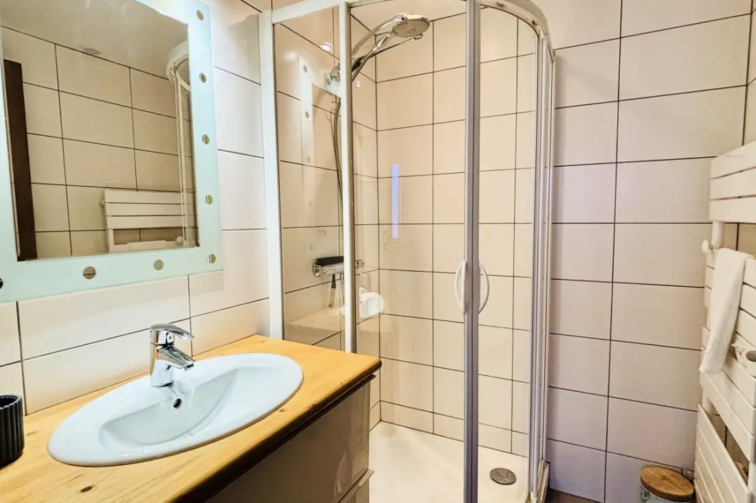 Maison 250m² - 11 Personnes - Avec Belle Terrasse!