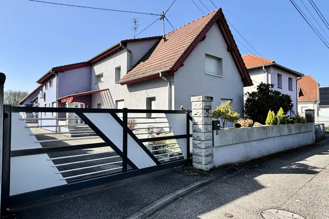 Maison 250m² - 11 Personnes - Avec Belle Terrasse!