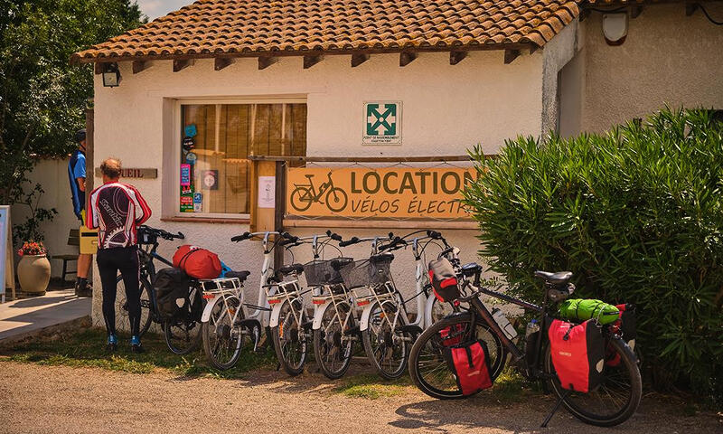 Camping Crin Blanc - L'Albaron - 22