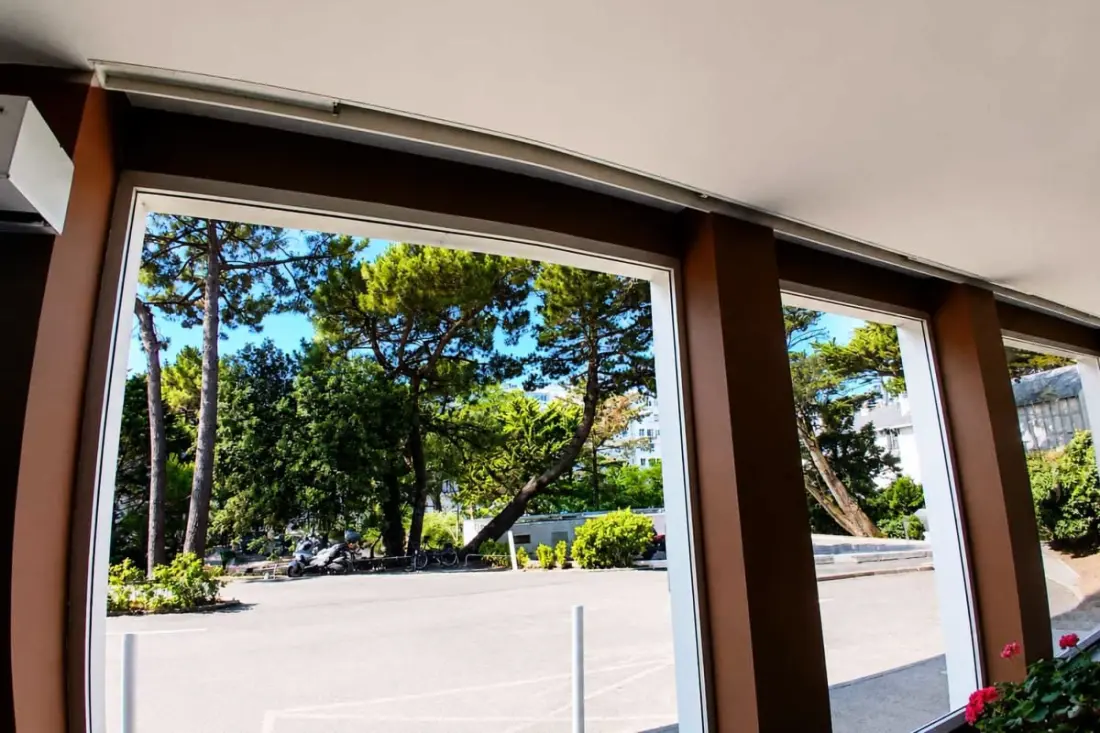 Appartement Avec Balcon Et Parking à La Baule