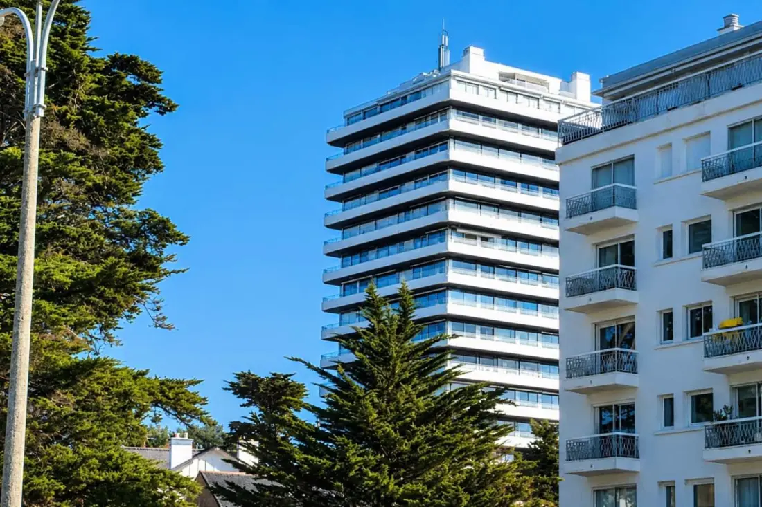 Appartement Avec Balcon Et Parking à La Baule