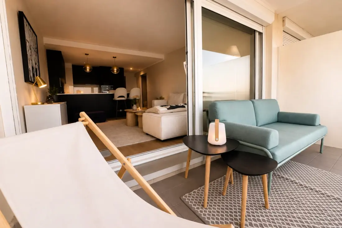 Bel Appartement Avec Balcon Et Parking à La Baule
