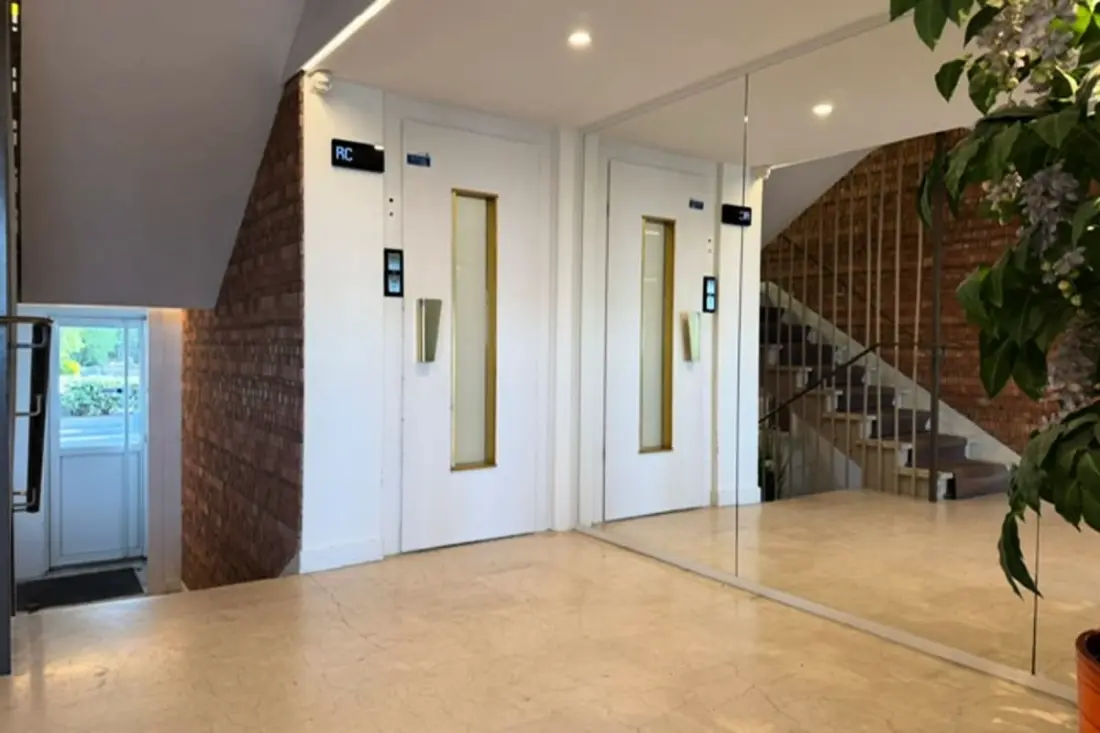 Bel Appartement Avec Balcon Et Parking à La Baule
