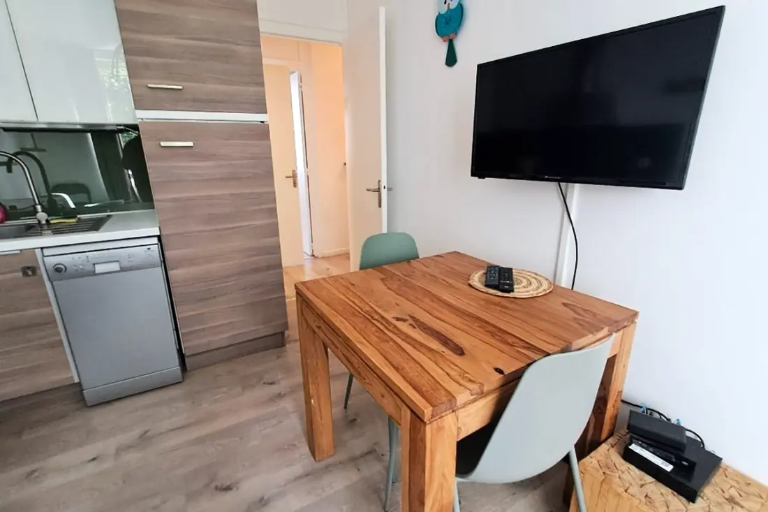 Joli Studio 32 Mètres Carrés à Côté De La Plage