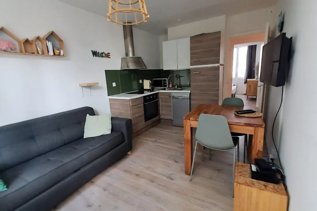Joli Studio 32 Mètres Carrés à Côté De La Plage