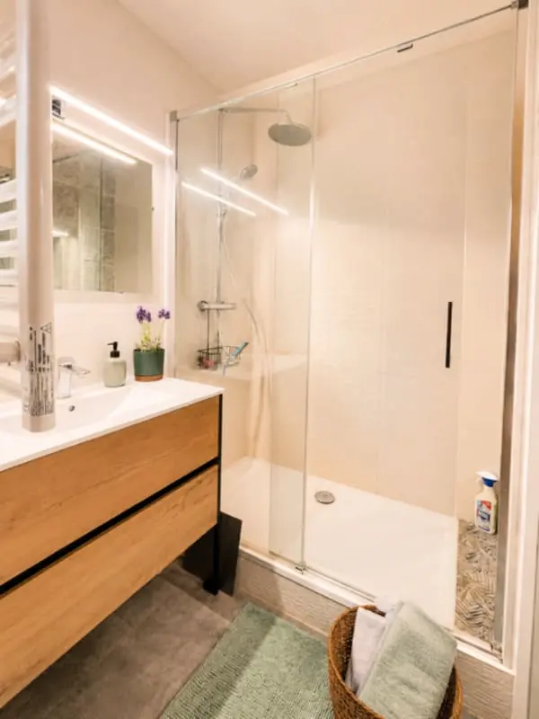 Piscine, 3 Balcons &amp; Parking