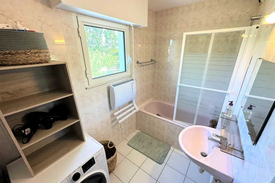 Supercozy Et élégant Apt Avec Terrasse Et Parking