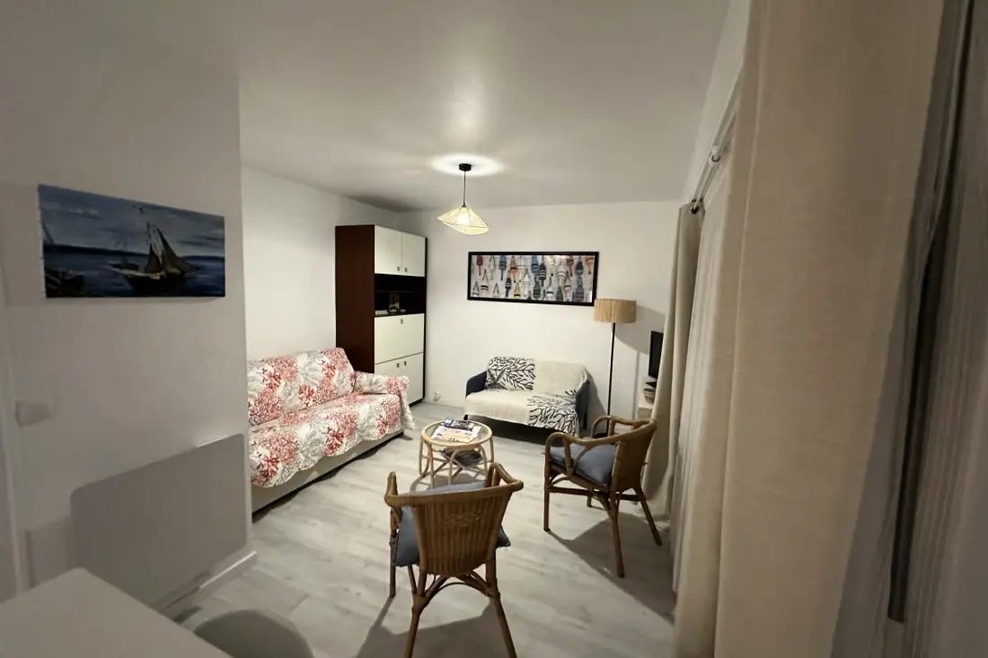 Studio Avec Balcon - 2mn De La Plage Et Aquabaule