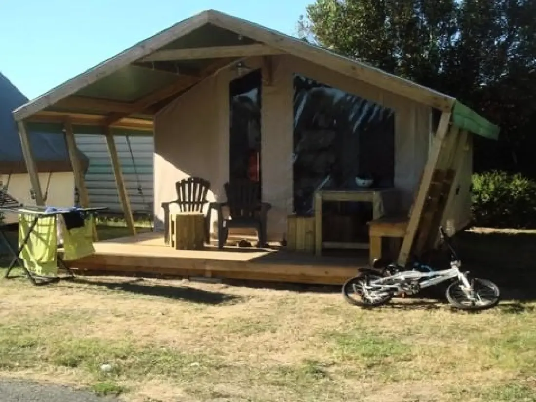 Camping Paradis - Le Grand R  4 étoiles★★★★