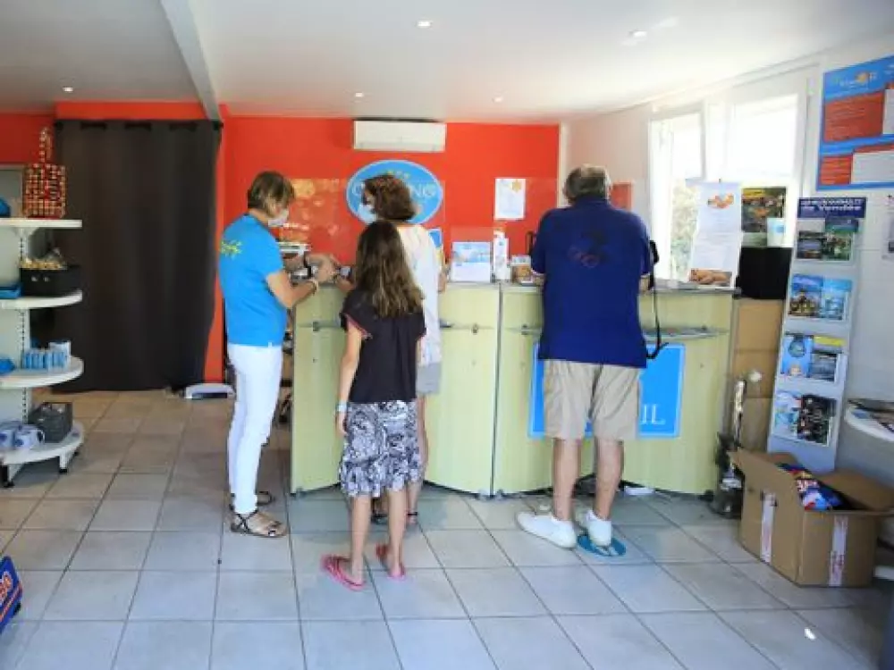 Camping Paradis - Le Grand R  4 étoiles★★★★