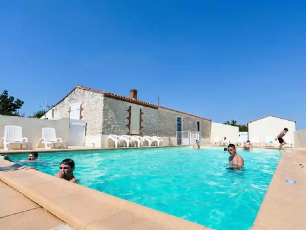 Camping Le Pavillon Bleu  3 étoiles★★★