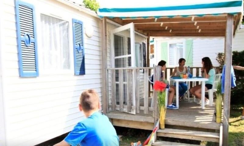 Camping Les Flots Bleus **** - La Faute Sur Mer - 36