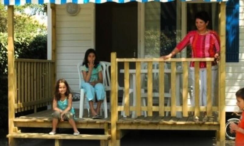 Camping Les Flots Bleus **** - La Faute Sur Mer - 38