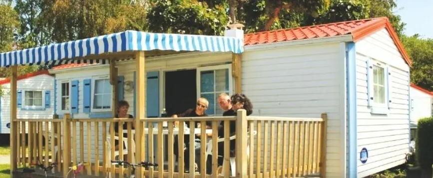 Camping Les Flots Bleus 4 étoiles★★★★