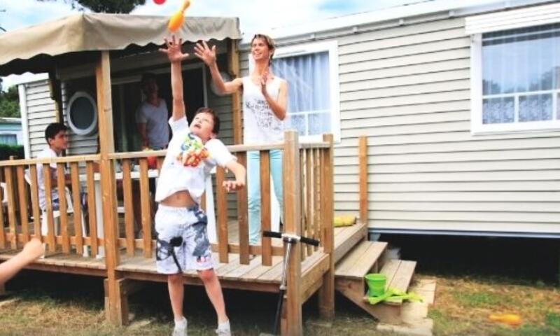 Camping Les Flots Bleus **** - La Faute Sur Mer - 34