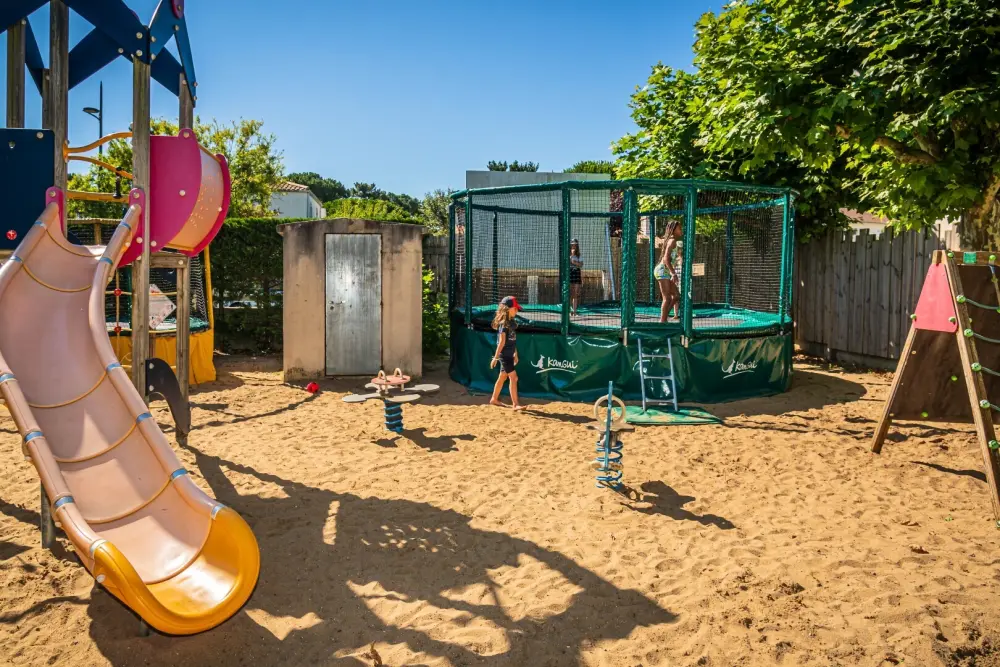 Camping Les Flots Bleus 4 étoiles★★★★