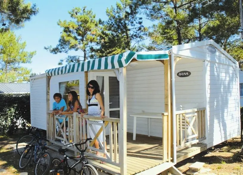 Camping Les Flots Bleus 4 étoiles★★★★