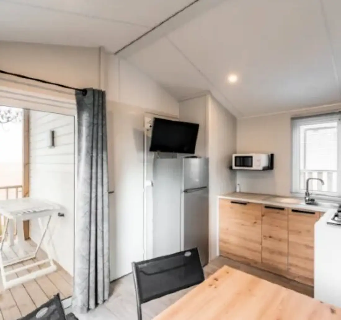 Camping LES VIOLETTES 4 étoiles★★★★