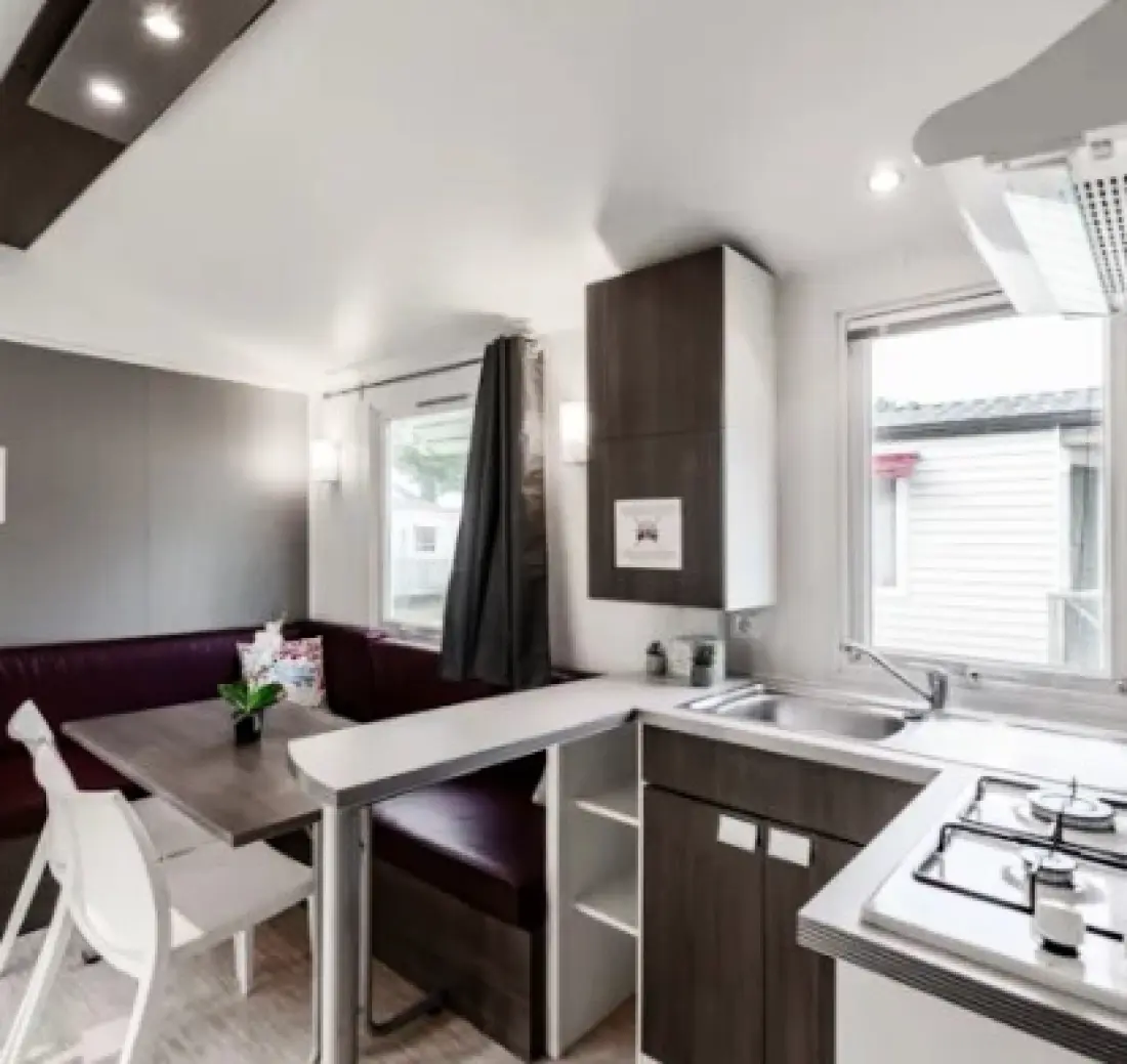 Camping LES VIOLETTES 4 étoiles★★★★